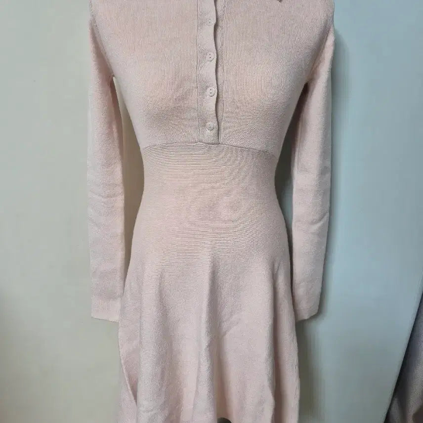 [BUNJANG] Beige Knit Collar Fitted Dress / 새상품. 베이지 니트 카라 쫄 원피스
