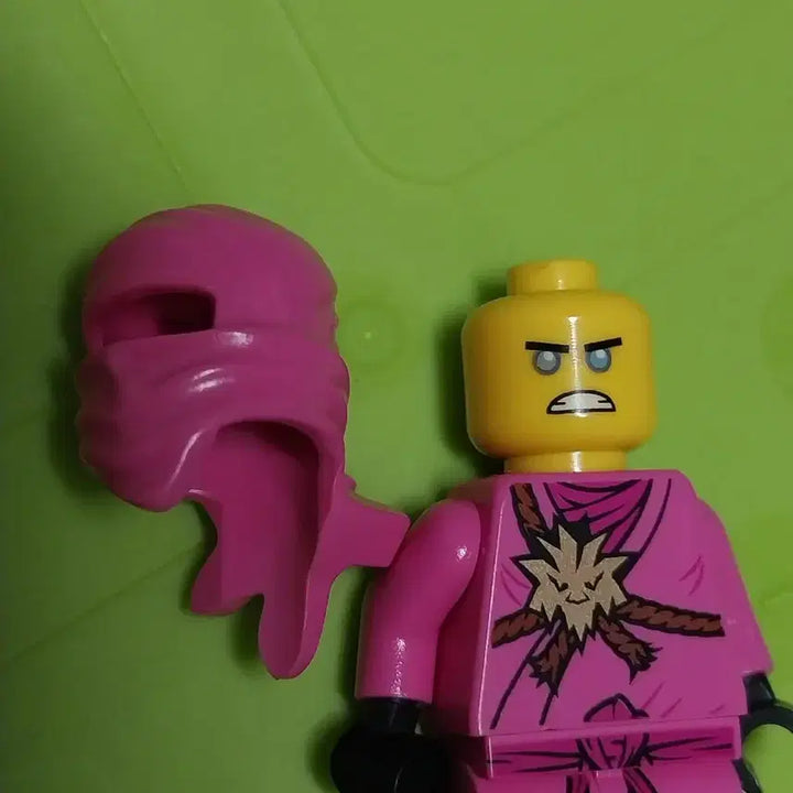 [BUNJANG] Lego Ninjago Pink Zane Minifigure / 레고 닌자고 핑크 쟌 미니피겨