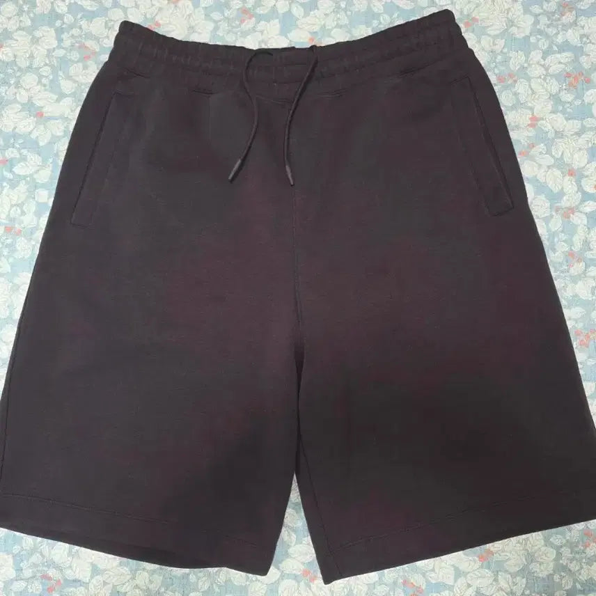 [BUNJANG] Uniqlo Sweat Wide Short Pants L / 유니클로 스웨트와이드쇼트팬츠 L