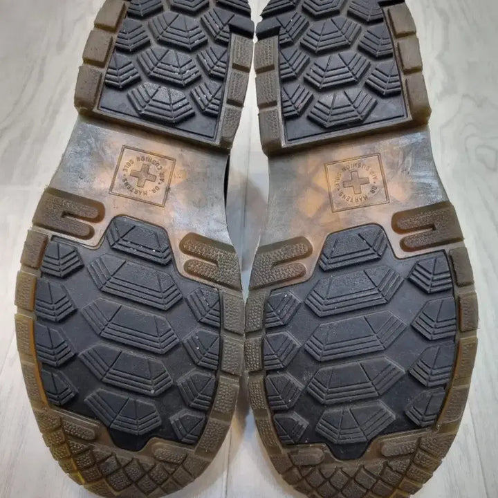 [BUNJANG] Dr. Martens Chelsea Black Walker Boots / 250  닥터마틴 첼시  블랙부츠