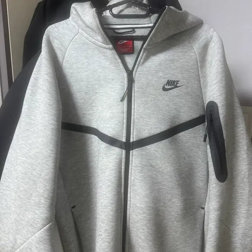 [SOLD OUT] 나이키 테크플리스 풀집업 테크팩 M