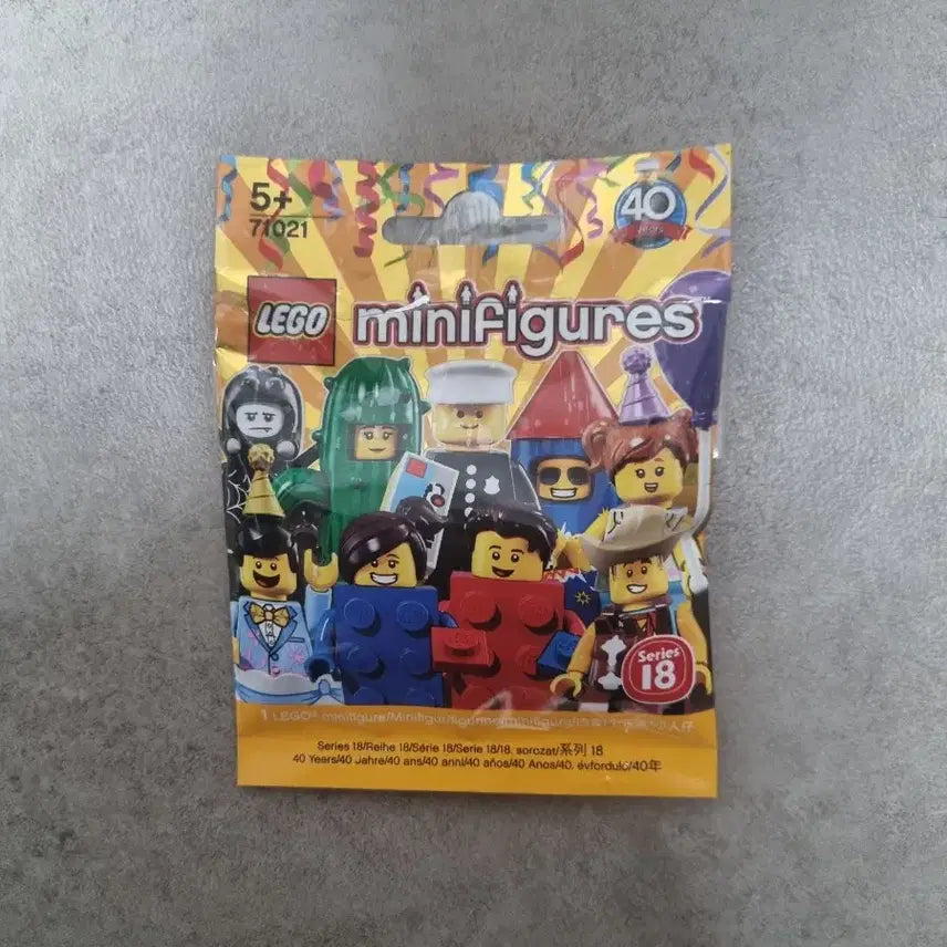 [BUNJANG] LEGO Minifigures Series 18 Elephant Costume 71021 / (새제품) 레고 미니피규어 시리즈18 코끼리 알바 71021
