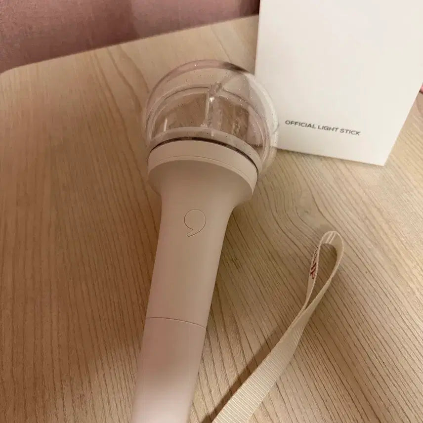 [BUNJANG] IVE Official Light Stick Ver. 1 / 아이브 응원봉 버전1