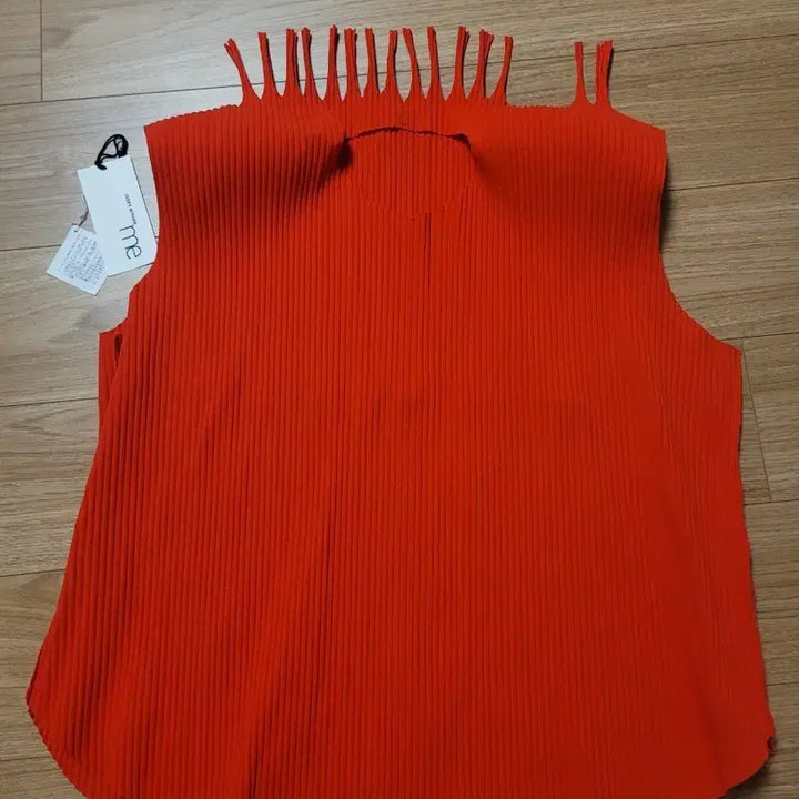 [BUNJANG] Issey Miyake Me Unique Top / 이세이미야케 me 미 유니크한 탑 새상품 플리츠플리즈