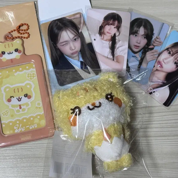 [SOLD OUT] 하뀨하 알쏭햄쏭 예온 키링 포카홀더 포카 일괄