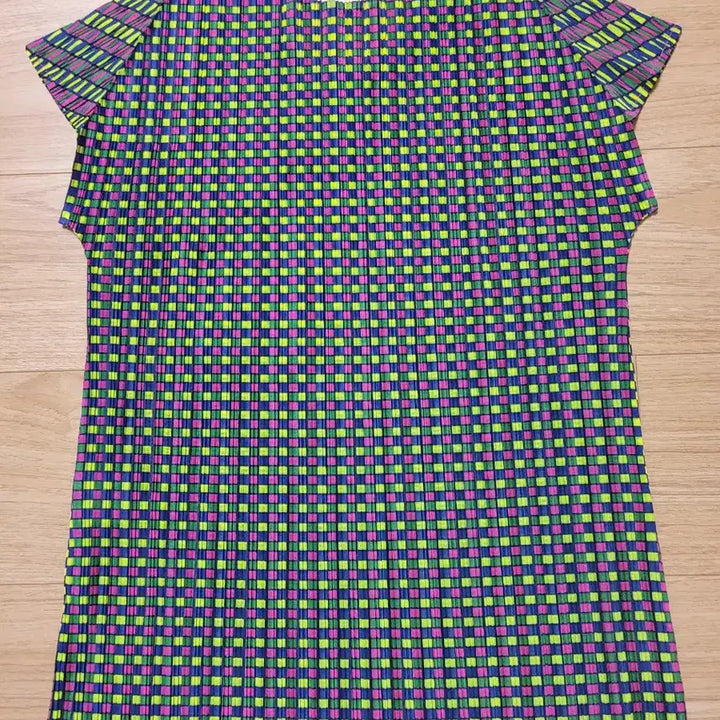 [SOLD OUT] 이세이미야케 플리츠플리즈 탑 반팔 유니크