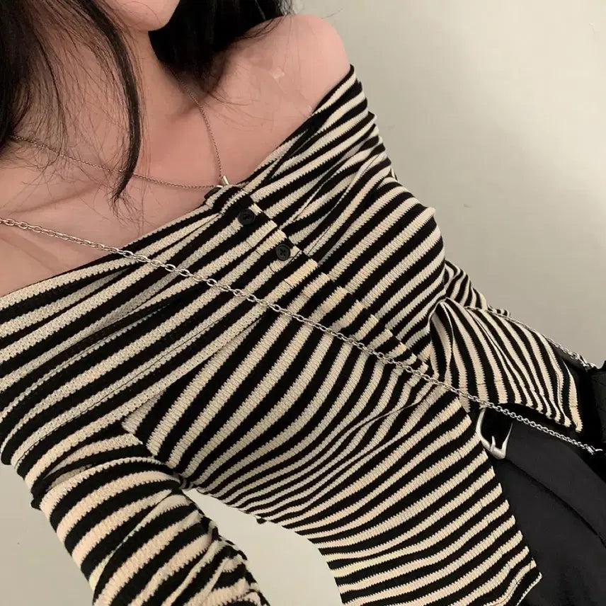 [BUNJANG] Striped Off-Shoulder Knit Top / 단가라 오프숄더