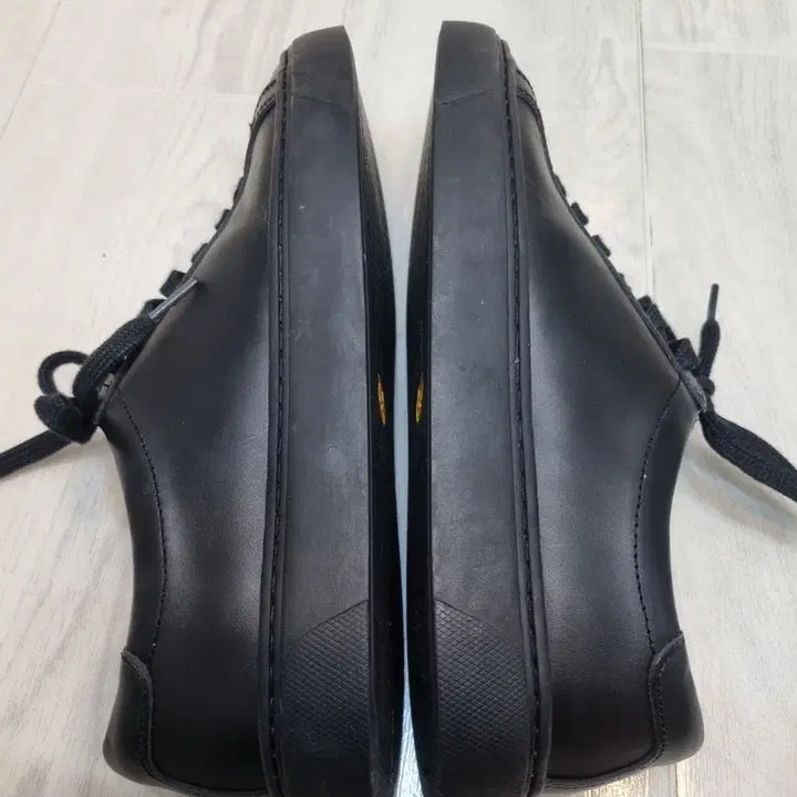 [BUNJANG] Josepht Black Leather Sneakers / 250 조셉트 블랙 스니커즈
