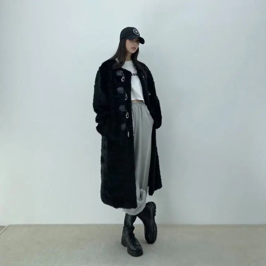 [BUNJANG] D2 Totem Sheepskin Coat / [새상품] D2 디투 토템 롱무스탕 양털코트