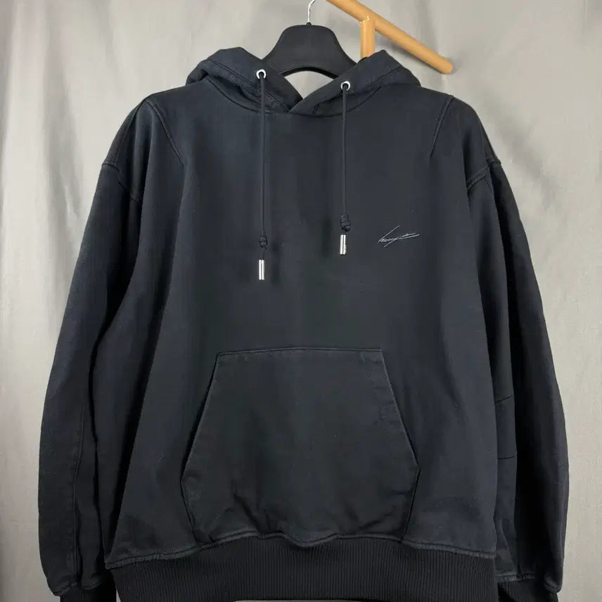 [BUNJANG] Songzio Artwork Embroidered Hoodie Sweatshirt Size 100 / 100 ) 송지오 아트워크 엠브로이드 후드 스웻셔츠