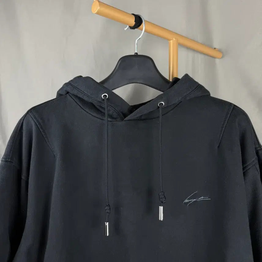 [BUNJANG] Songzio Artwork Embroidered Hoodie Sweatshirt Size 100 / 100 ) 송지오 아트워크 엠브로이드 후드 스웻셔츠