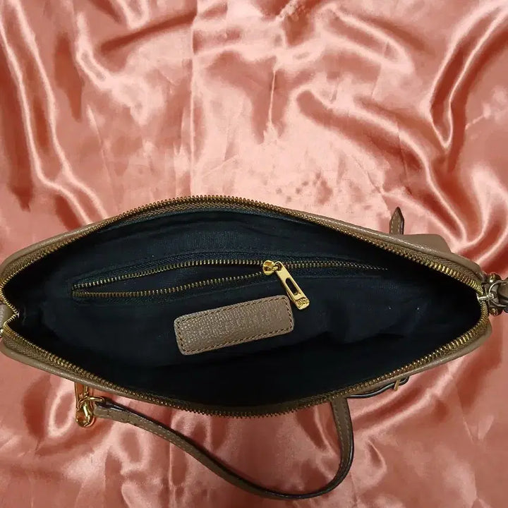 [BUNJANG] Burberry New Hampshire Check Crossbody Bag / 버버리 뉴 햄프셔 체크 크로스