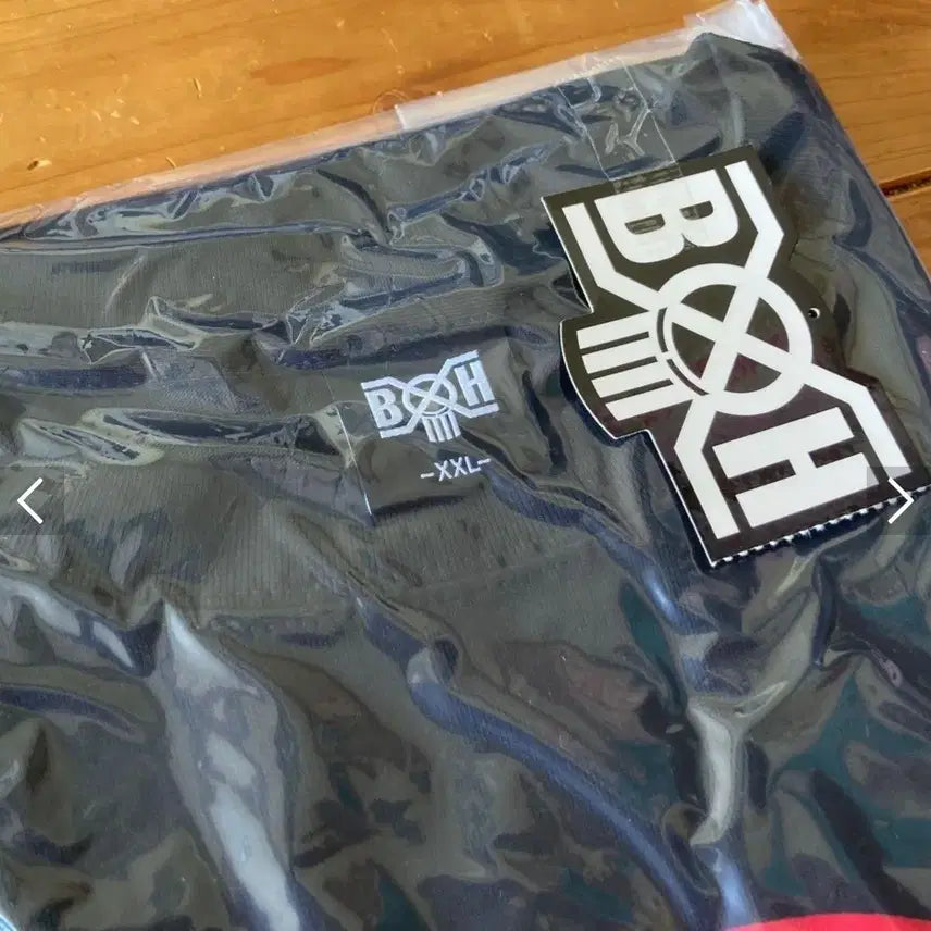 [BUNJANG] 바운티헌터 블랙레드 로고 반팔 티셔츠(XXL) / 바운티헌터 블랙레드 로고 반팔 티셔츠(XXL)