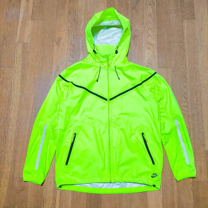 [BUNJANG] Nike Track &amp; Field Neon Windbreaker Jacket XL / [XL] 나이키 트랙&amp;필드 네온 바람막이 자켓