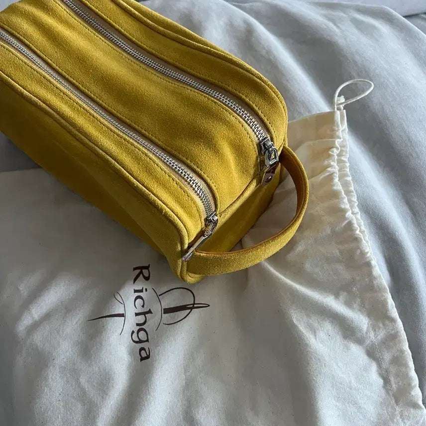[BUNJANG] Richy Mustard Clutch / 리치가 클러치