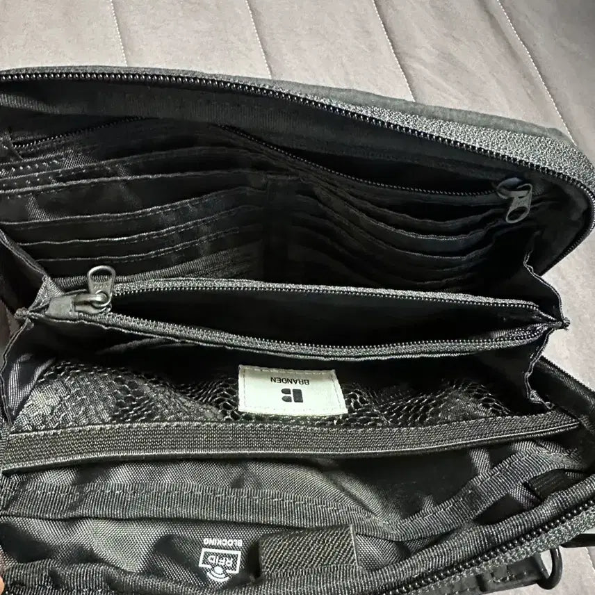 [SOLD OUT] [단순 개봉]브랜든 세이브 플러스 월렛백 애쉬 블랙