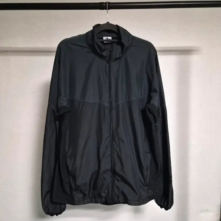 [SOLD OUT] 나이키 블랙 경량 바람막이 자켓