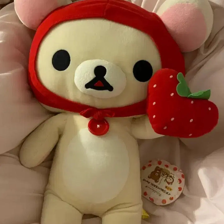 [BUNJANG] Korilakkuma Strawberry Plush Doll / 고전 딸기 코리락쿠마 대형 인형