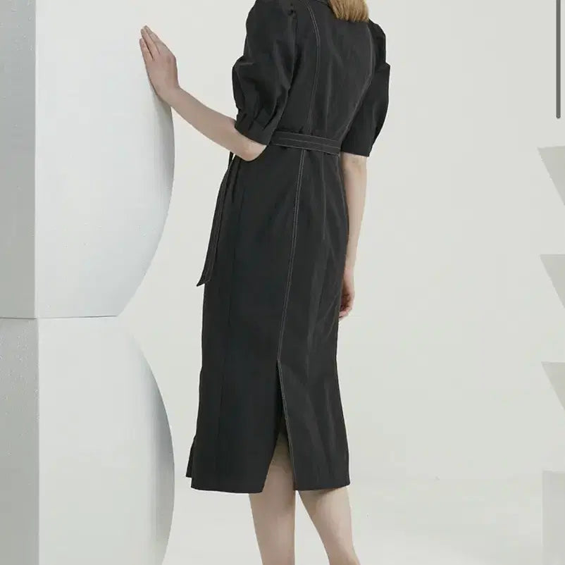 [BUNJANG] Time Big Collar Puff Sleeve Dress / 21년 한섬 타임 TIME 빅카라 바스락 퍼프 원피스 스티치반팔5부블랙