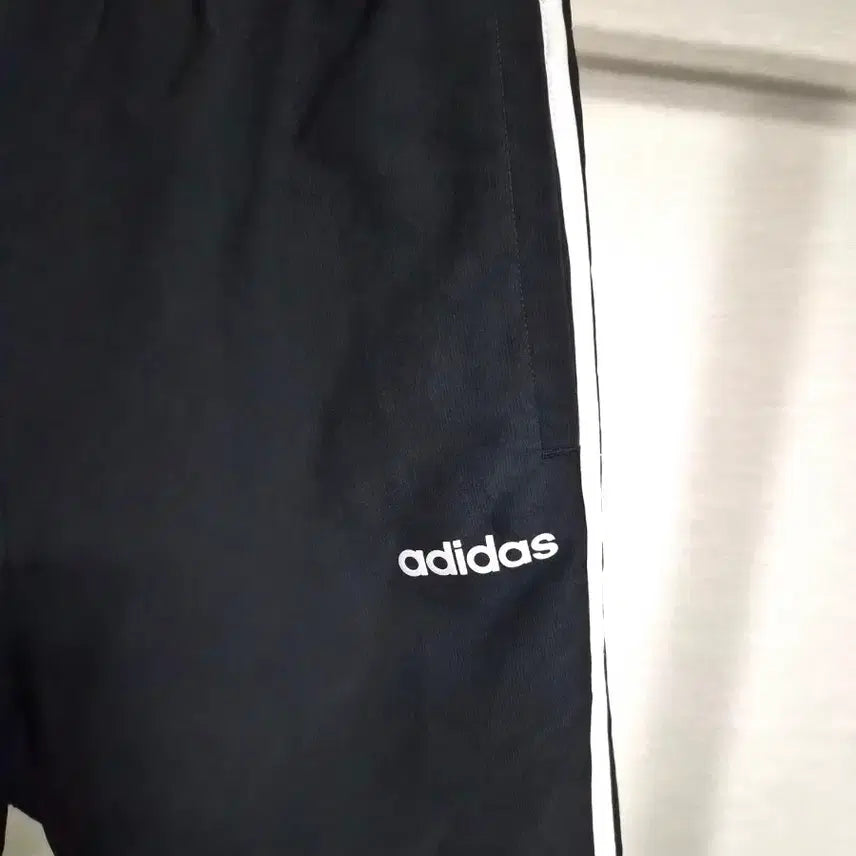 [BUNJANG] Adidas Three-Stripe Shorts Black / M) 아디다스 삼선 반바지 블랙