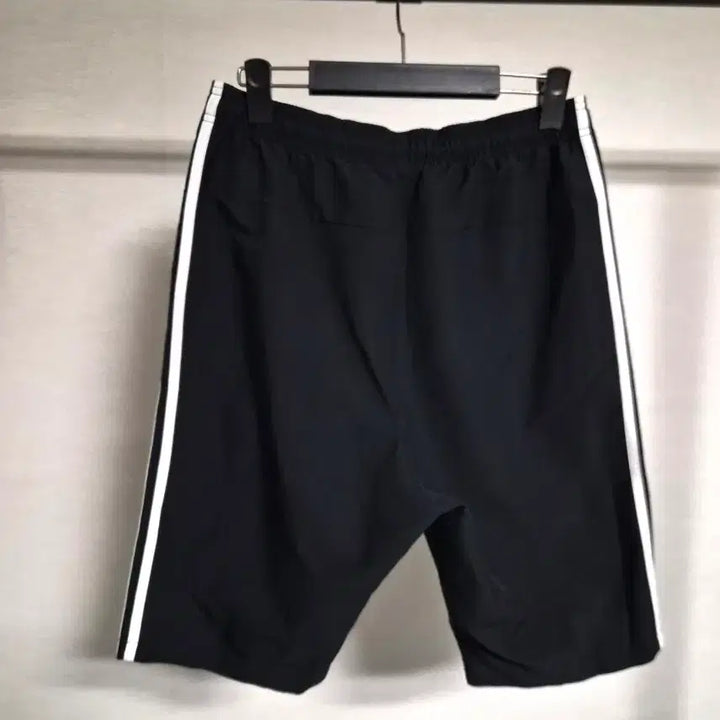 [BUNJANG] Adidas Three-Stripe Shorts Black / M) 아디다스 삼선 반바지 블랙