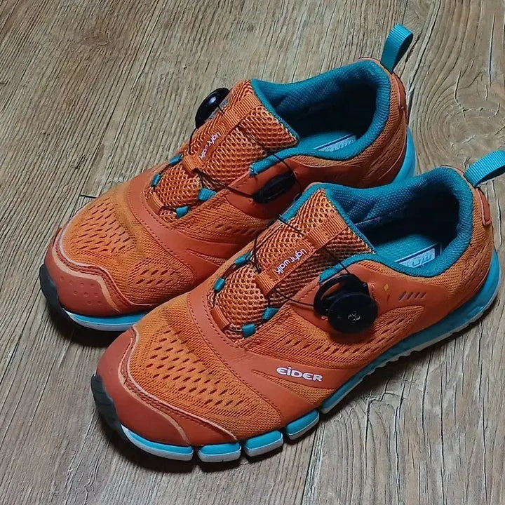 [BUNJANG] Aider Orange Dial Sneakers / 아이더 오렌지 다이얼 운동화 235