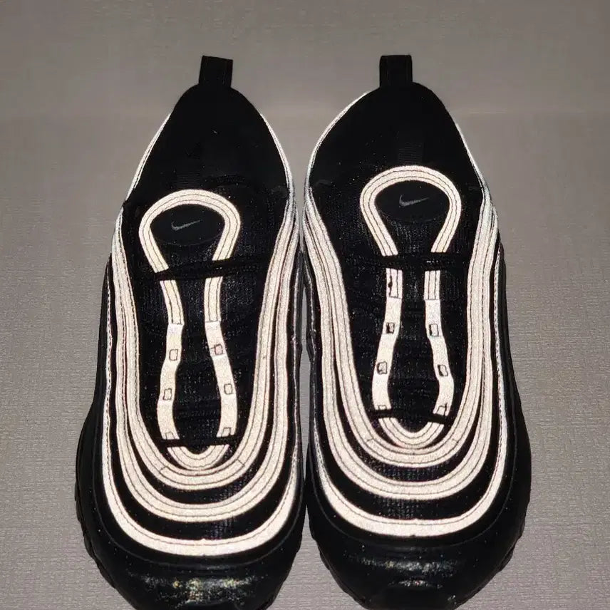 [BUNJANG] Nike Air Max 97 Black Sneakers / 나이키 에어맥스 97 블랙 250mm