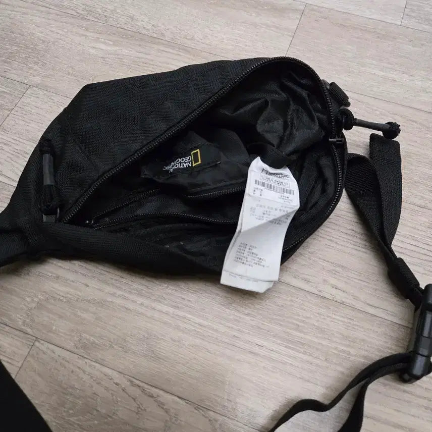 [BUNJANG] National Chest Crossbody Bag / 내셔널가슴크로스