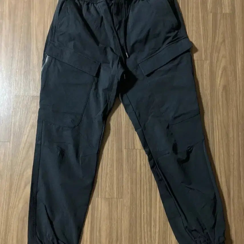 [SOLD OUT] (새상품) 버커루바지 32  조거바지 카고바지 조거팬츠 캠핑용 밴딩조거