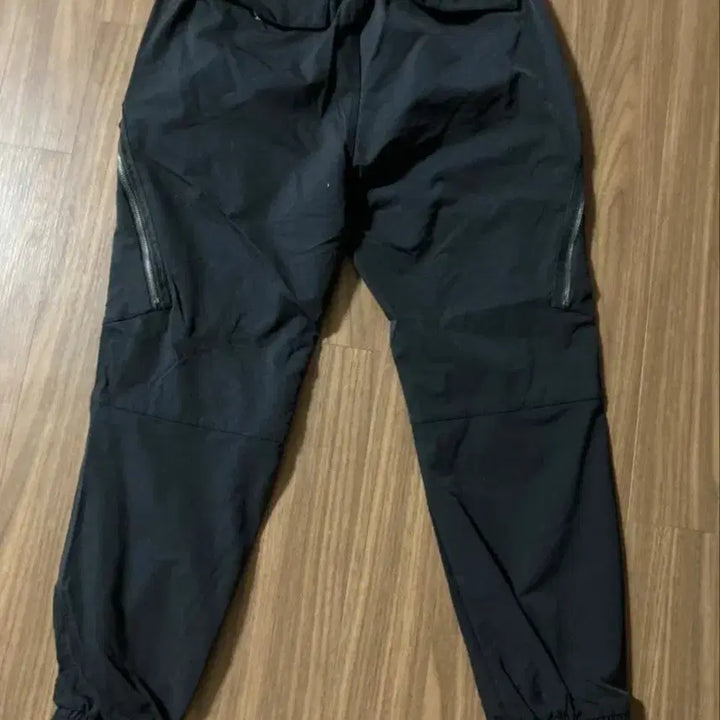 [SOLD OUT] (새상품) 버커루바지 32  조거바지 카고바지 조거팬츠 캠핑용 밴딩조거