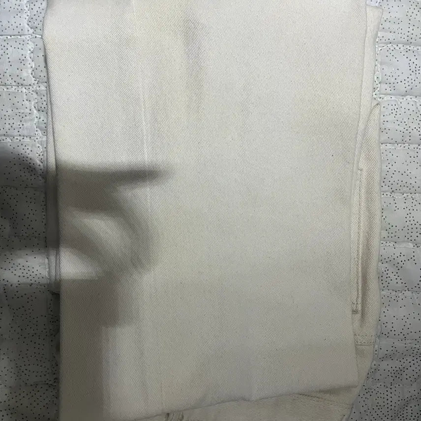 [BUNJANG] Musinsa Loose Straight 28 Cream Jeans / 무신사 루즈 스트레이트 28 크림진 무탠다드 스탠다드