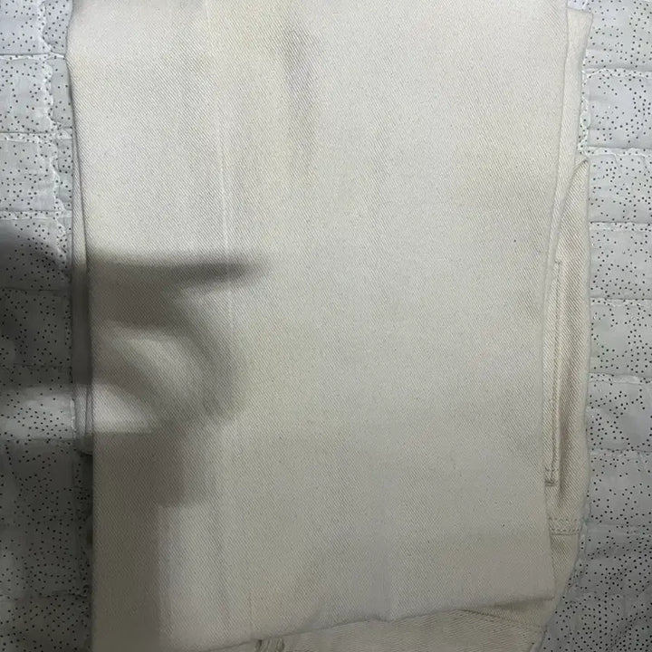 [BUNJANG] Musinsa Loose Straight 28 Cream Jeans / 무신사 루즈 스트레이트 28 크림진 무탠다드 스탠다드