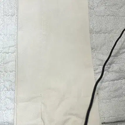 [BUNJANG] Musinsa Loose Straight 28 Cream Jeans / 무신사 루즈 스트레이트 28 크림진 무탠다드 스탠다드