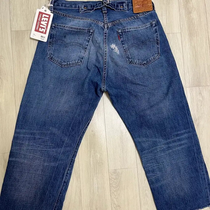 [SOLD OUT] 리바이스빈티지클로딩 LVC 37501 VELZY 크롭 콘밀 33사이즈