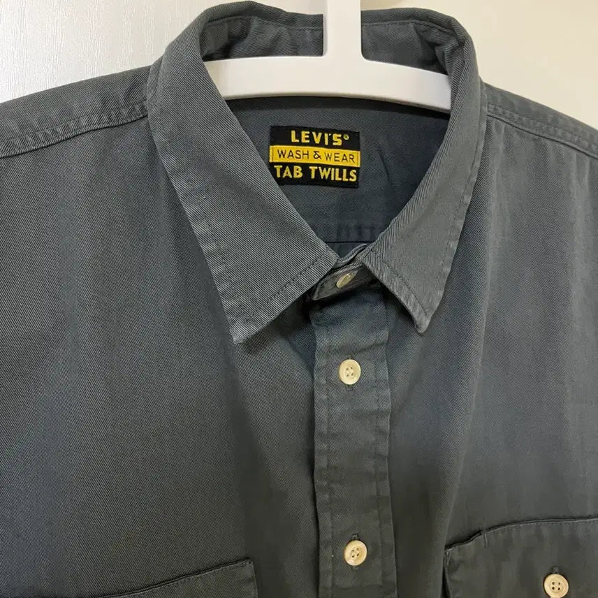 [SOLD OUT] 리바이스빈티지클로딩 LVC 탭트윌셔츠 어반시크 M사이즈 샘플