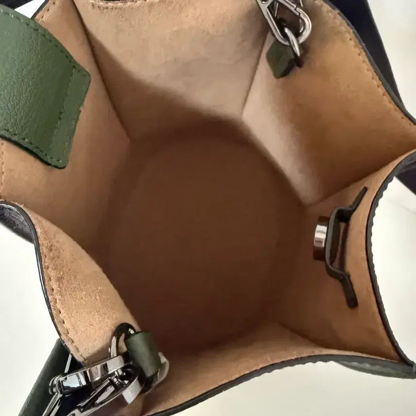 [BUNJANG] Loeuvre Sac De Lumiere Bucket Bag / 루에브르 삭드루미에르 버킷백