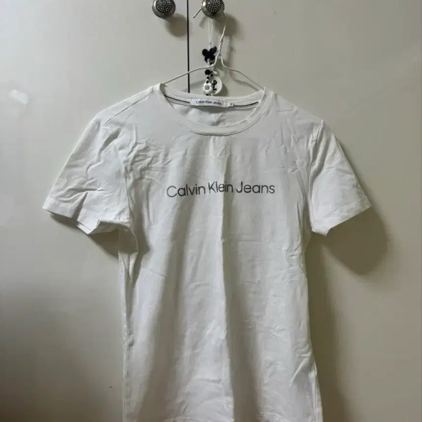 [SOLD OUT] 캘빈클라인진 흰색 반팔 티셔츠 xs