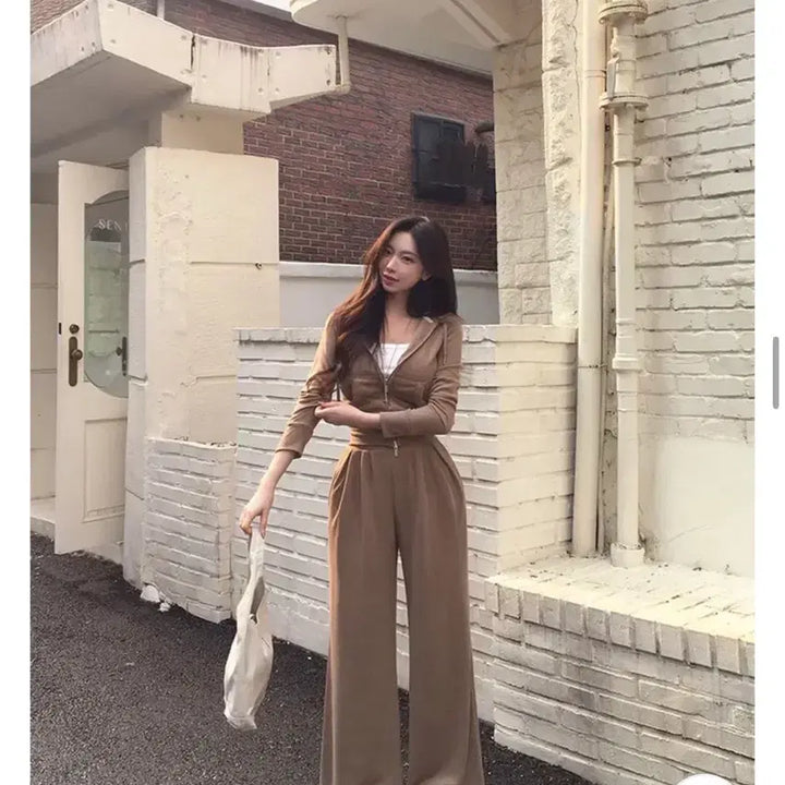 [BUNJANG] Ably Holly Training Set (Brown/Pink) / 에이블리 홀리 트레이닝 세트 브라운
