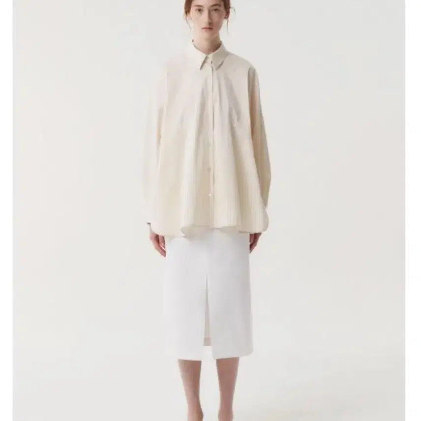 [BUNJANG] EAAH Curved Shirt (Light Beige) / 이아 EAAH 셔츠 CURVED SHIRT (LIGHT BEIGE)
