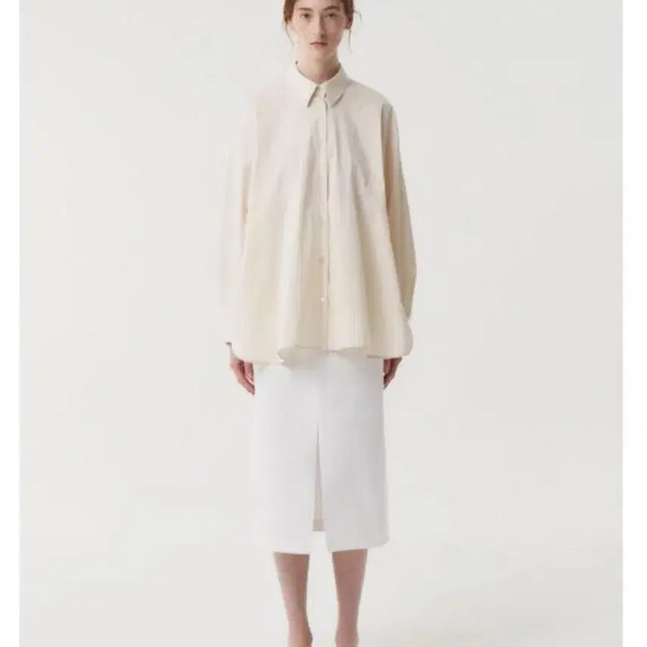 [BUNJANG] EAAH Curved Shirt (Light Beige) / 이아 EAAH 셔츠 CURVED SHIRT (LIGHT BEIGE)