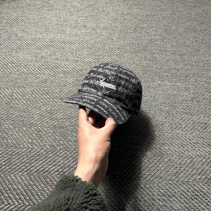 [BUNJANG] Supreme Multi Type Jacquard Black Denim Ball Cap / 22ss 슈프림 멀티 타입 자카드 흑청 데님 볼캡