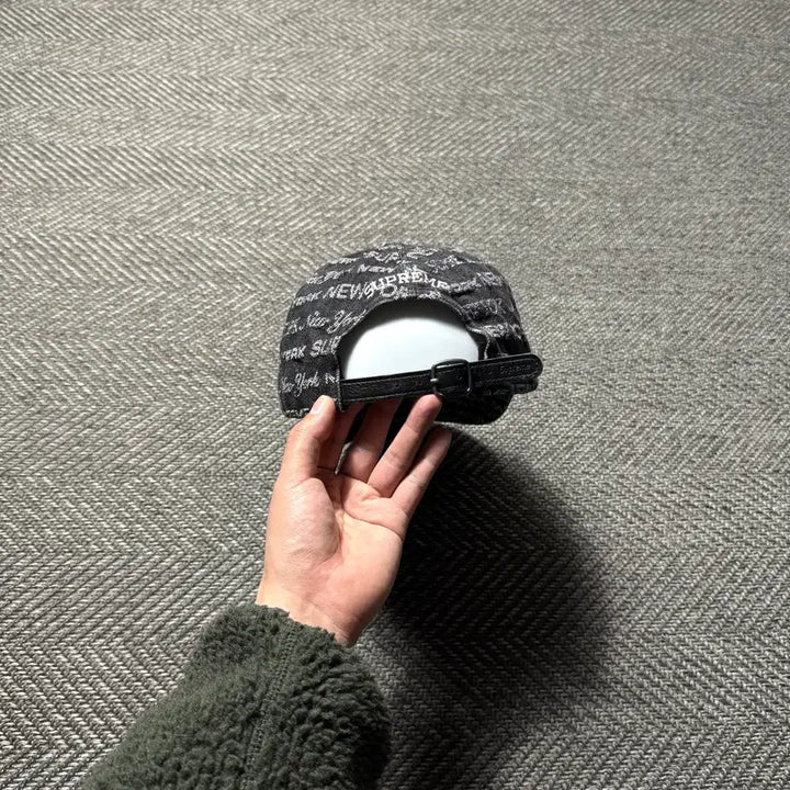 [BUNJANG] Supreme Multi Type Jacquard Black Denim Ball Cap / 22ss 슈프림 멀티 타입 자카드 흑청 데님 볼캡