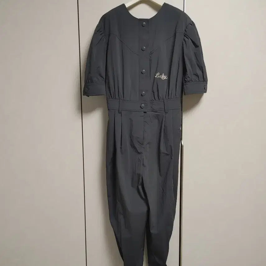[BUNJANG] Lucky Chouette Back Ribbon Jumpsuit / 럭키슈에뜨 백리본 점프슈트
