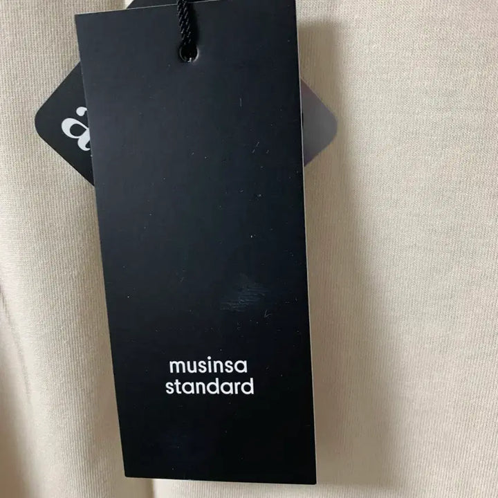 [BUNJANG] Musinsa Standard Cool Relax Fit T-shirt Bundle Set / 무탠다드 쿨탠릴렉스핏 반팔블랙,에크루2종s사이즈 일괄판매