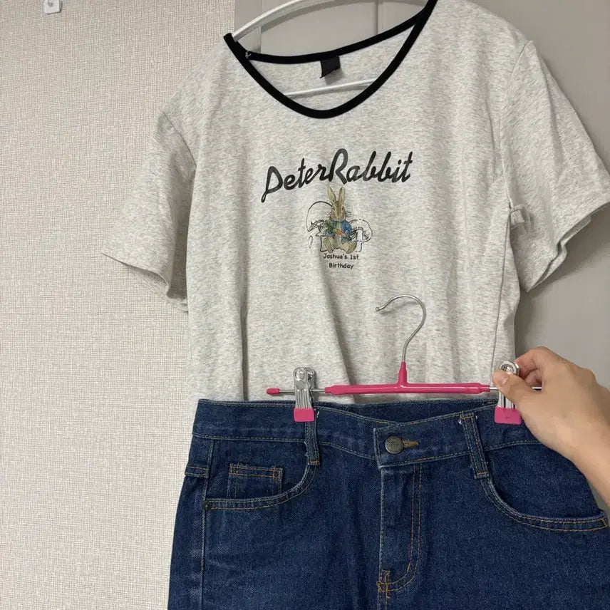 [BUNJANG] Peter Rabbit T-shirt &amp; Denim Shorts Set / 피터래빗 반팔티 &amp; 데님 숏팬츠 세트