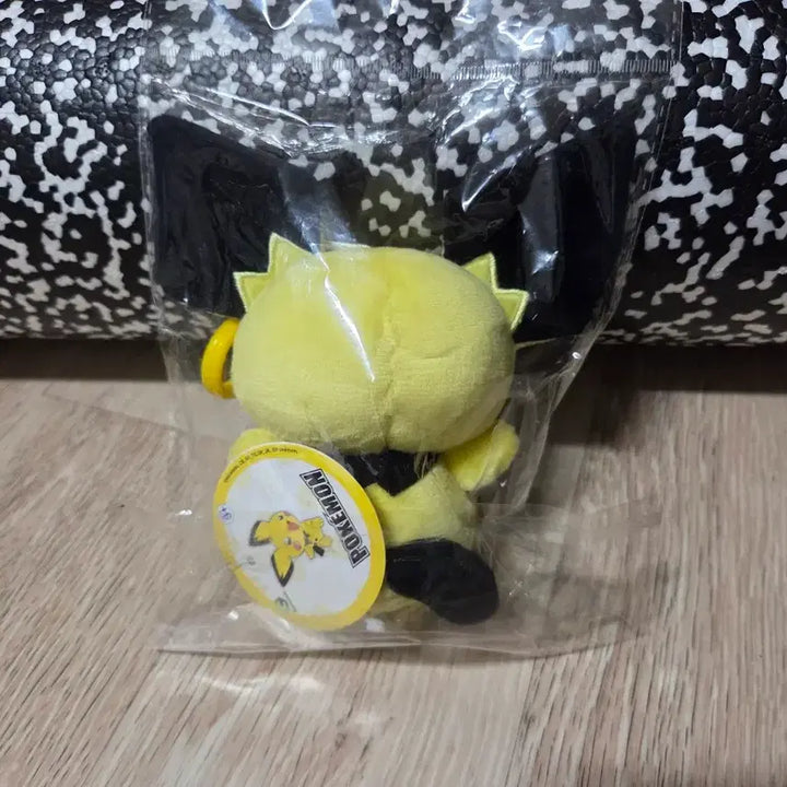 [BUNJANG] Pichu Plush Toy / 피츄 인형 판매