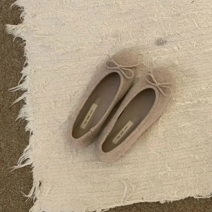 [BUNJANG] The Jane Ribbon Flat Shoes Beige 230 / The Jane 리본 플랫 슈즈 베이지 230