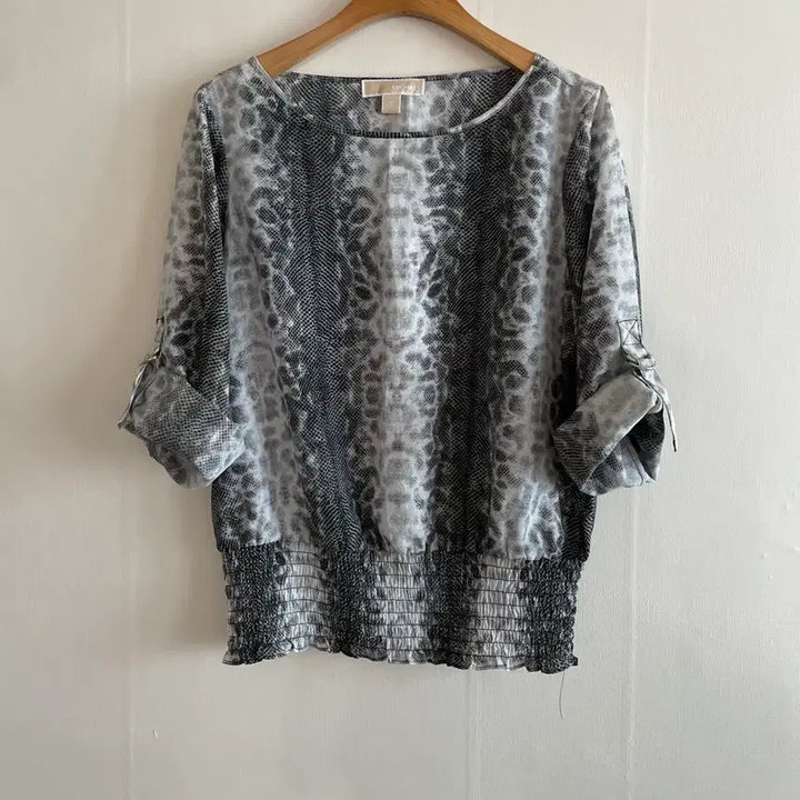 [SOLD OUT] 마이클코어스 롤 탭 슬리브 탑