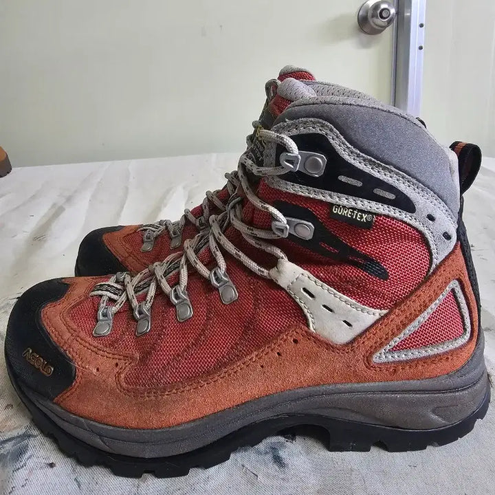 [BUNJANG] Asolo Fission GV Gore-Tex Hiking Boots / 아솔로 고어텍스등산화 240미리 FISSION GV 레드