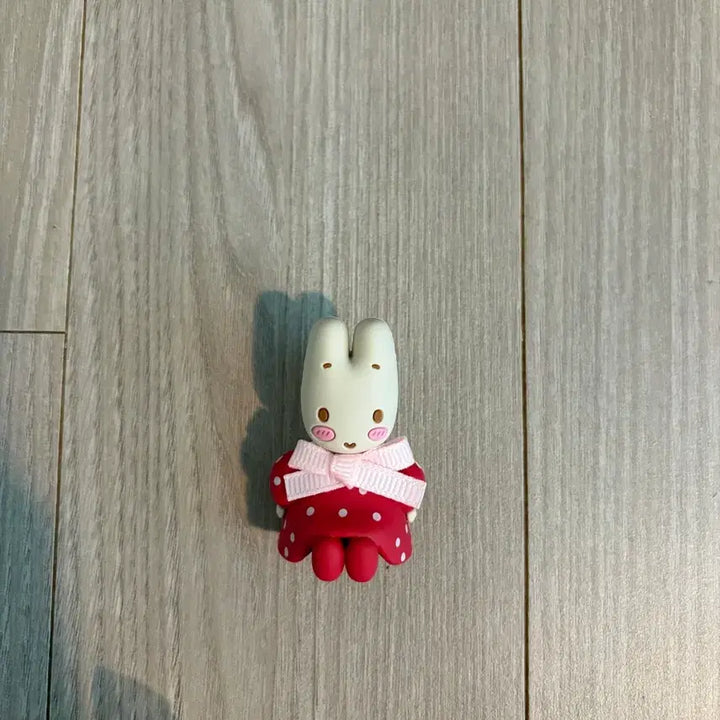[BUNJANG] Marron Cream Sanrio Badge / 마론크림 뱃지